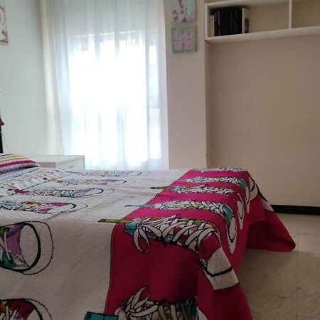 Amplio Piso En Pontedeume Apartment Exterior photo