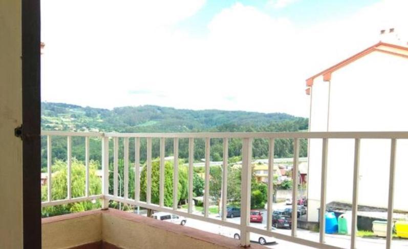 Amplio Piso En Pontedeume Apartment Exterior photo